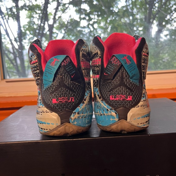 Sz 9.5 Nike Lebron “Lagoon” 12s Sz South Pink Blue Clean - Picture 5 of 8